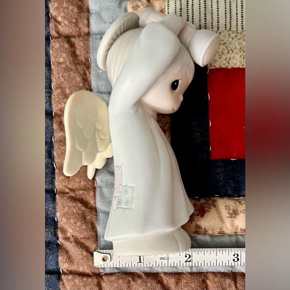 Enesco Precious Moments Figurine - Picture 8 of 8
